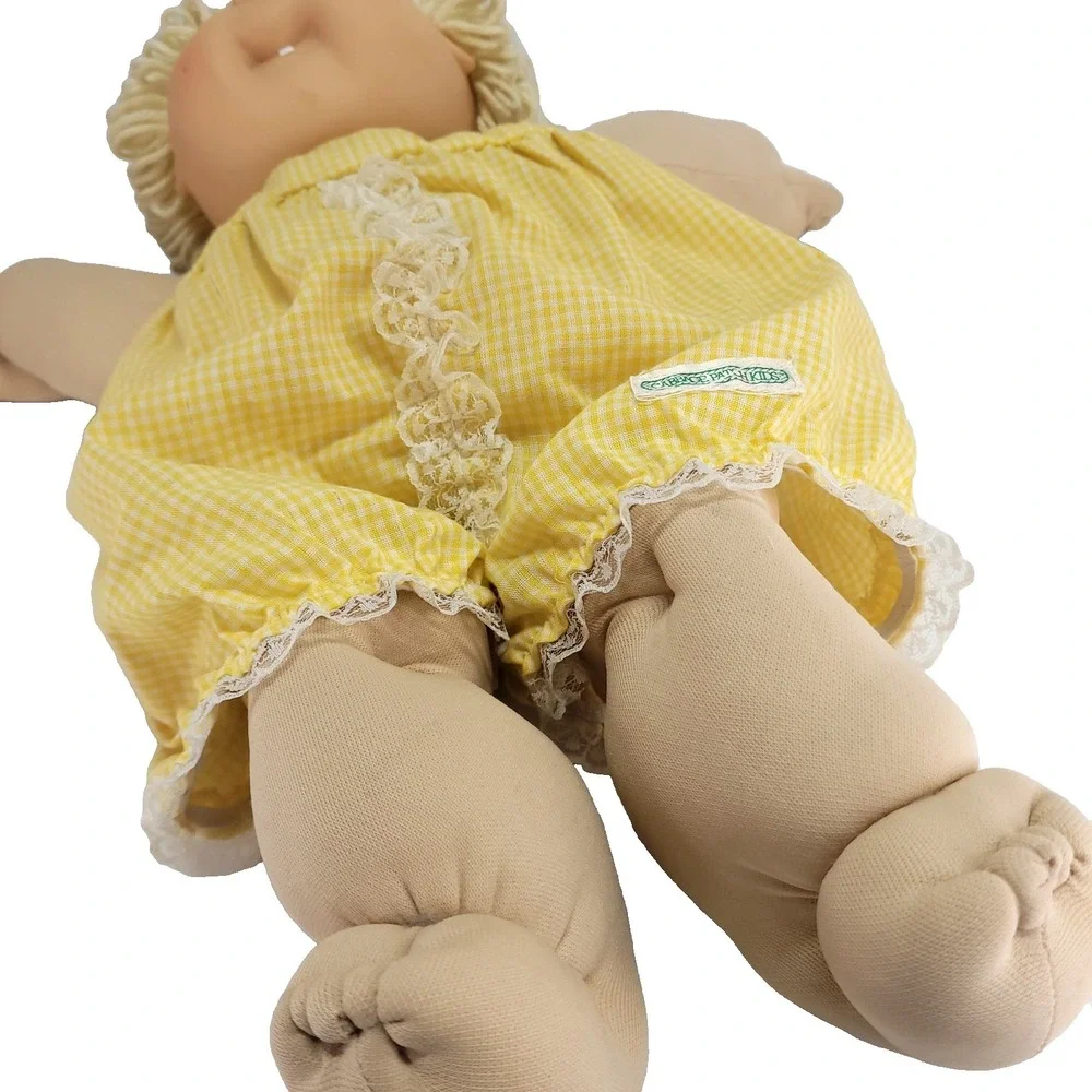 Vintage 1985 Cabbage Patch Kid Doll Blonde Yarn Hair Blue Eyes Toothy 16in